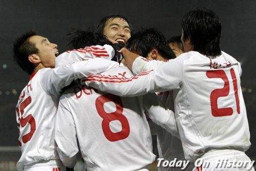 中国韩国足球直播「中国对韩国足球比赛直播」